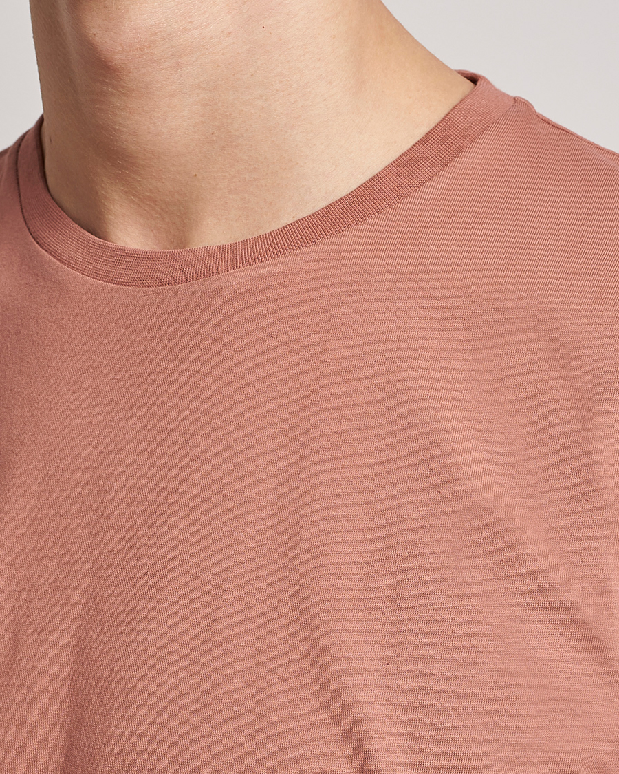 Herr | T-Shirts | Colorful Standard | Classic Organic T-Shirt Rosewood Mist