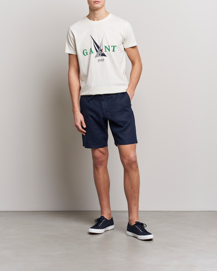 Herr | T-Shirts | GANT | Sailing Logo Crew Neck T-Shirt Cream