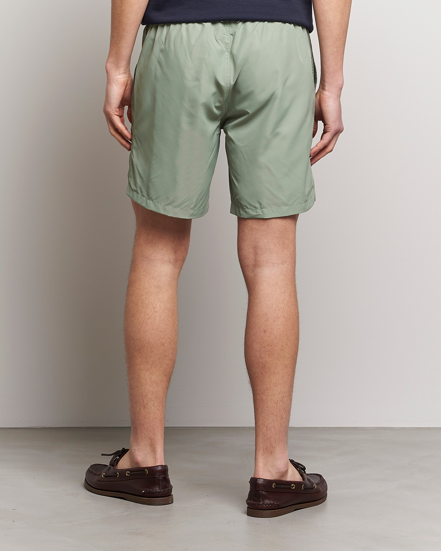 Herr | Badbyxor | GANT | Lightweight Logo Swimshorts Calamata Green