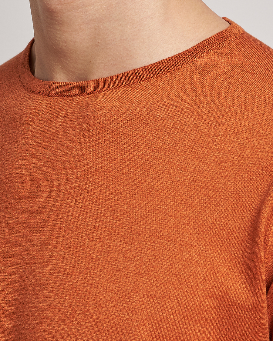 Herr | T-Shirts | John Smedley | Belden Wool/Cotton T-Shirt Amber