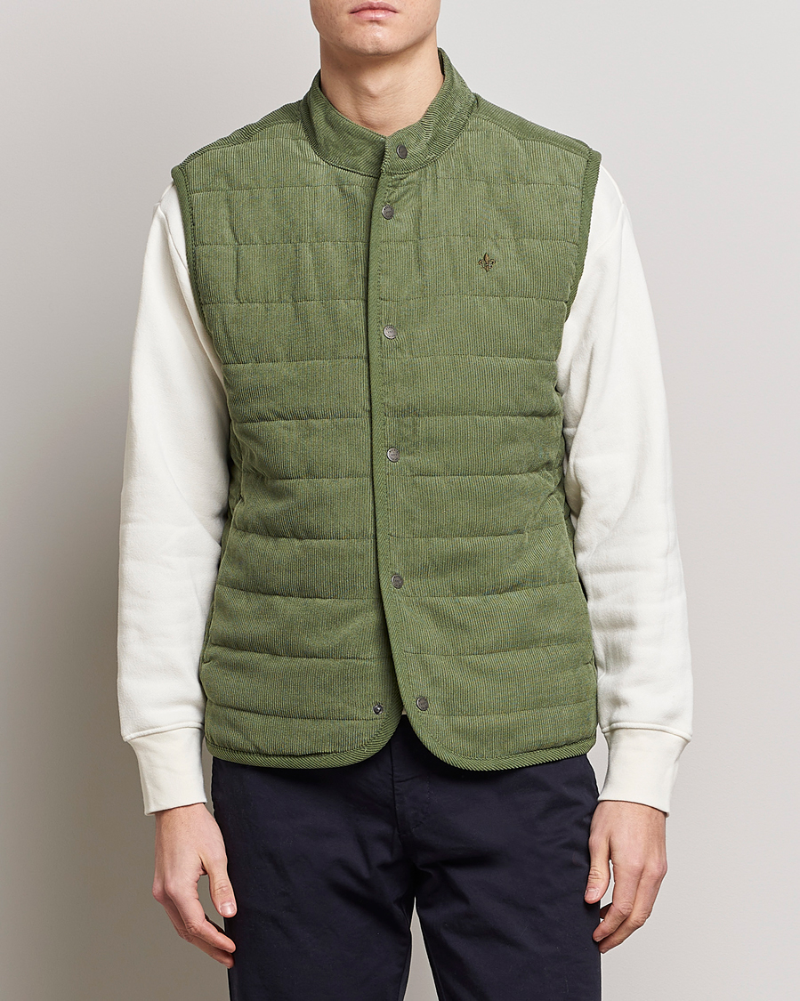 Herr | Västar | Morris | Woburn Baby Cord Vest Sage Green
