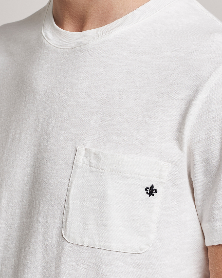 Herr | T-Shirts | Morris | Lily Slub Pocket Crew Neck Tee White