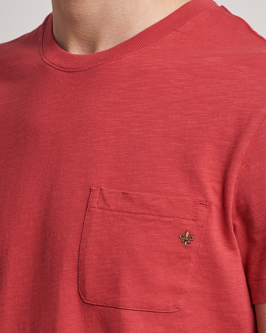 Herr | T-Shirts | Morris | Lily Slub Pocket Crew Neck Tee Red