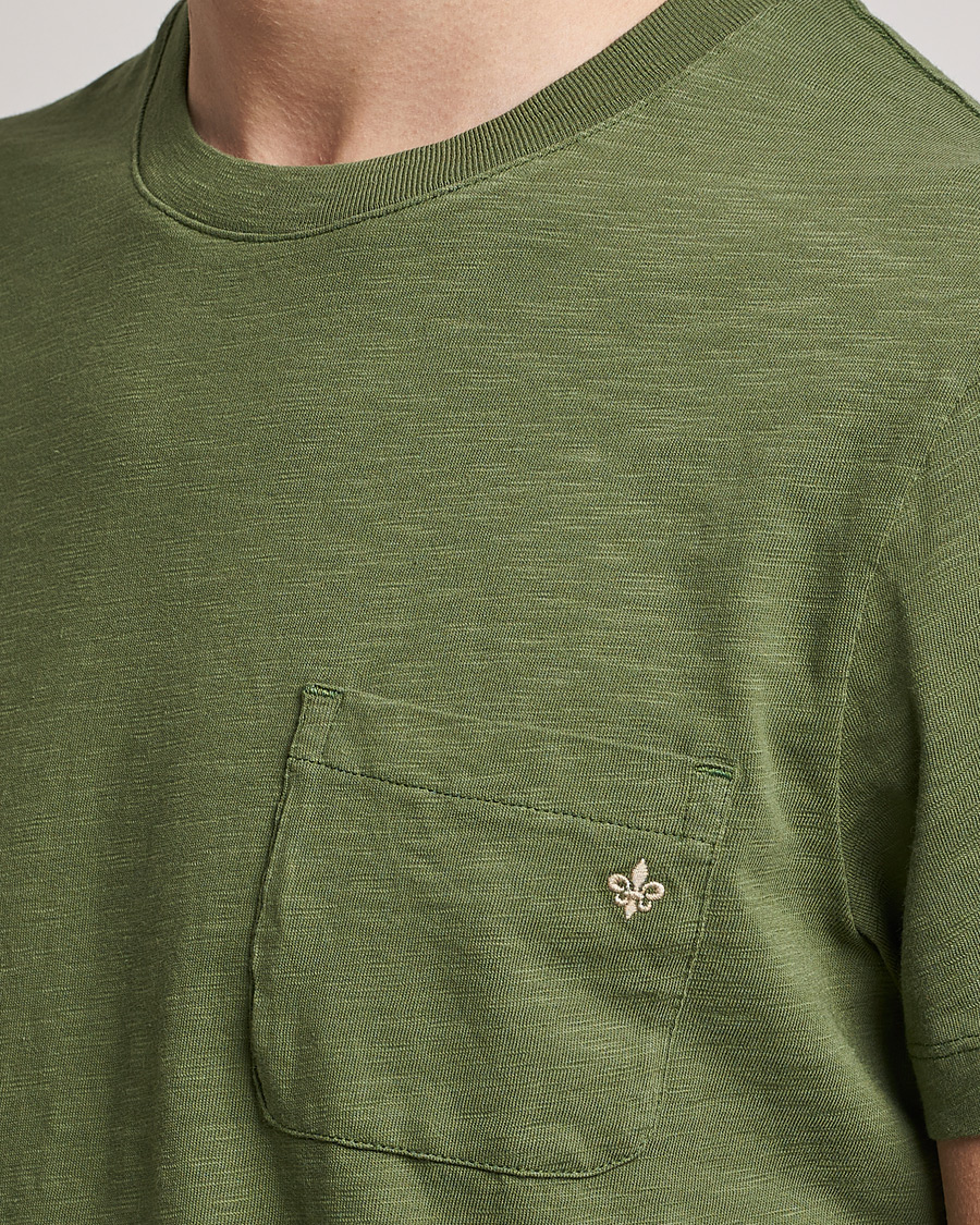 Herr | T-Shirts | Morris | Lily Slub Pocket Crew Neck Tee Olive