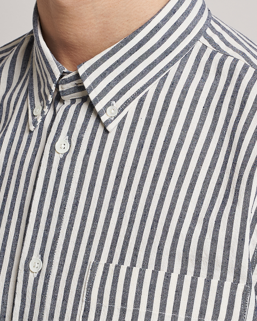 Herr | Skjortor | NN07 | Arne Creppe Striped Shirt Navy/White