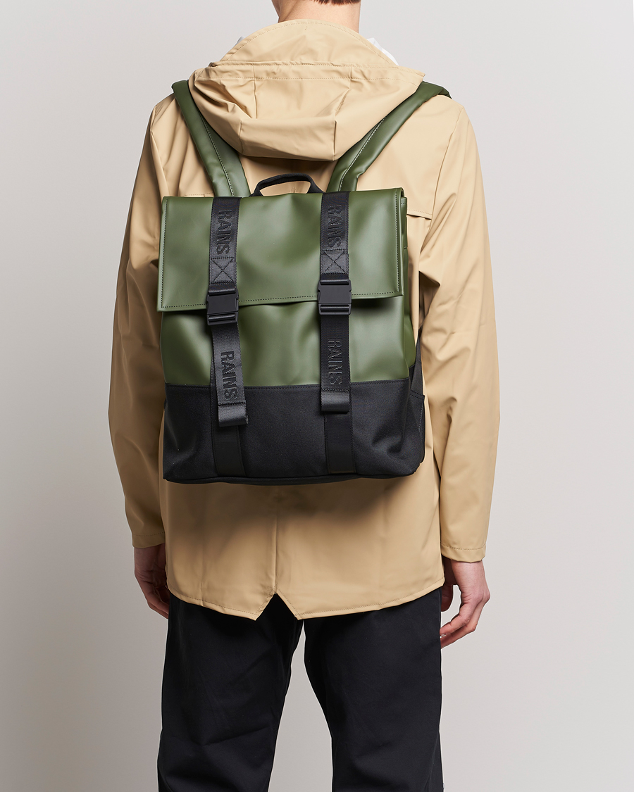 Herr | Ryggsäckar | RAINS | Trail Messenger Bag Evergreen