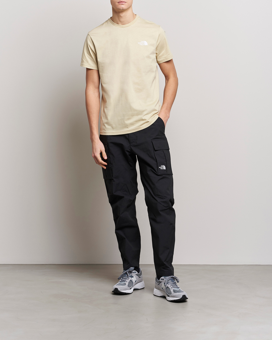 Herr | T-Shirts | The North Face | Simple Dome T-Shirt Gravel