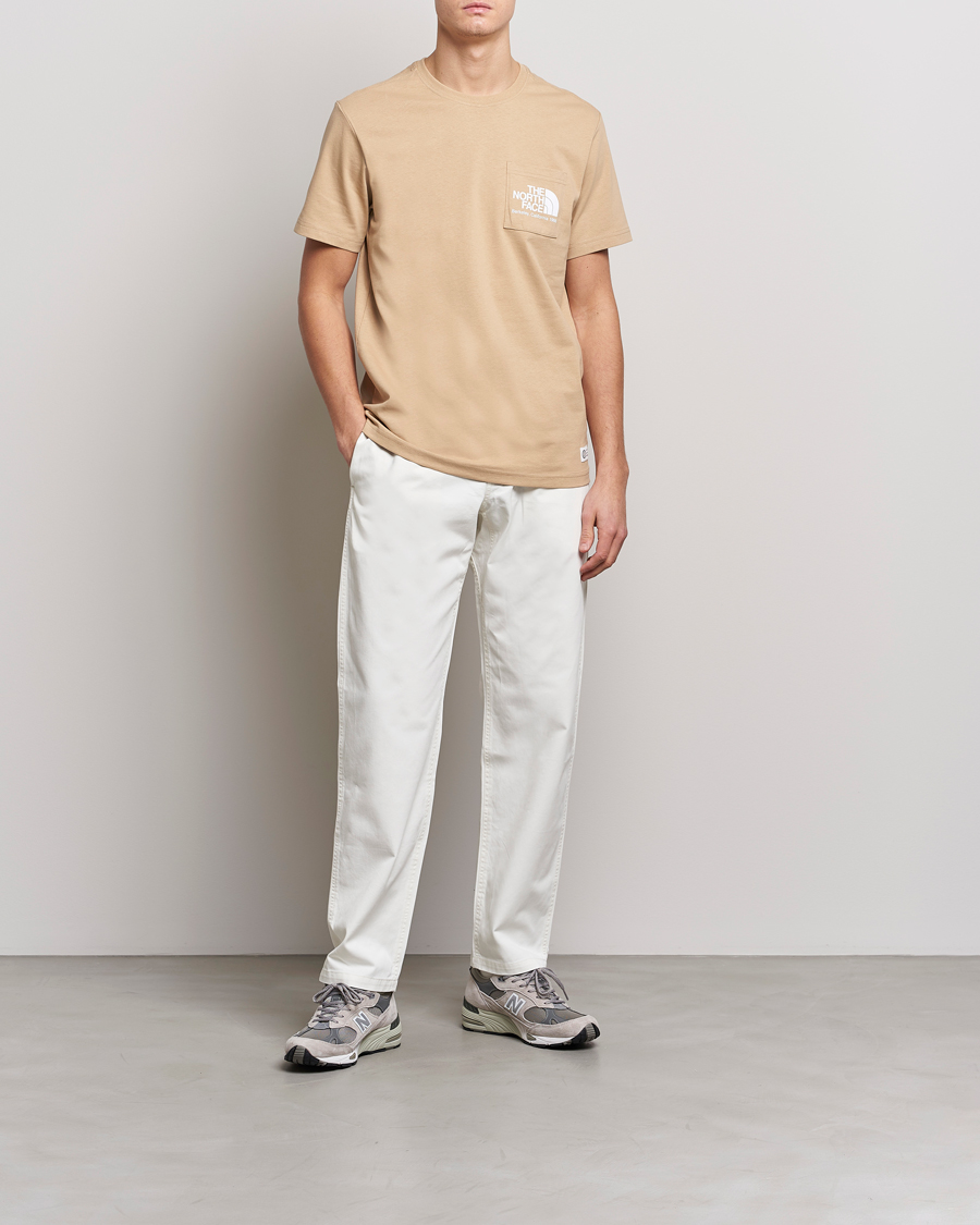Herr | T-Shirts | The North Face | Heritage Berkley T-Shirt Khaki Stone