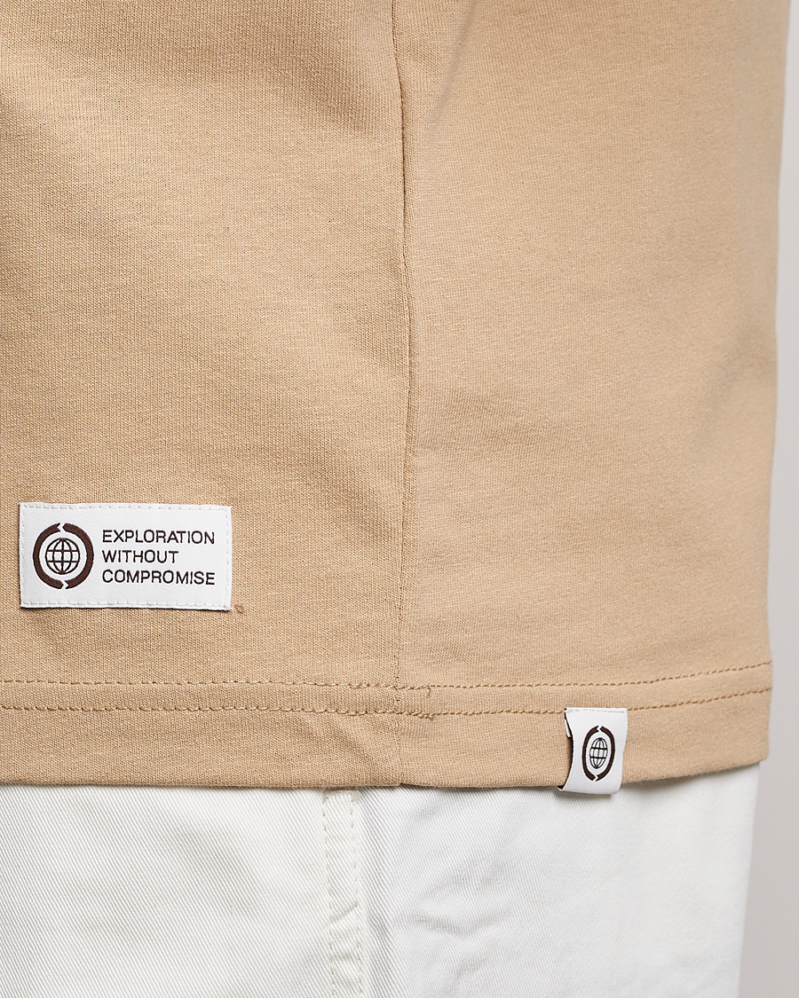Herr | T-Shirts | The North Face | Heritage Berkley T-Shirt Khaki Stone