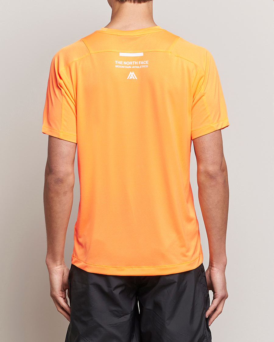 Herr | T-Shirts | The North Face | Mountain Athletics T-Shirt Vitamin C