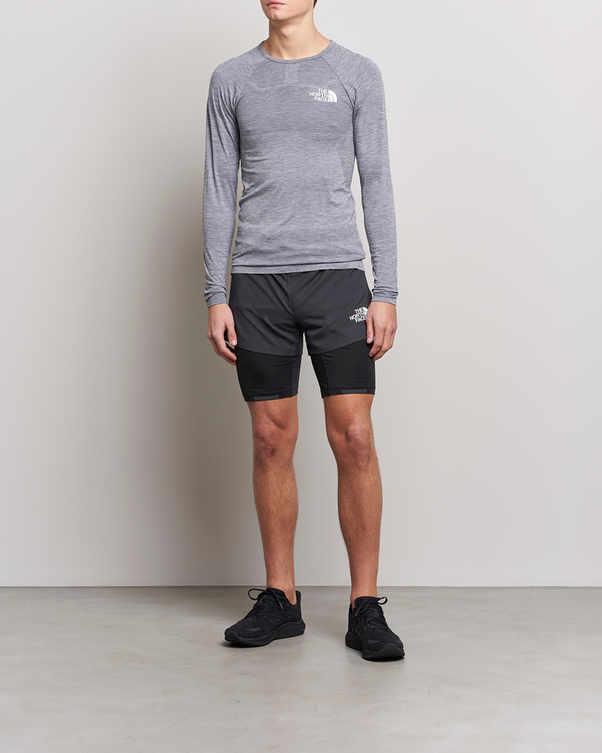 Herr | T-Shirts | The North Face | Mountain Athletics Long Sleeve Meld Grey Heather