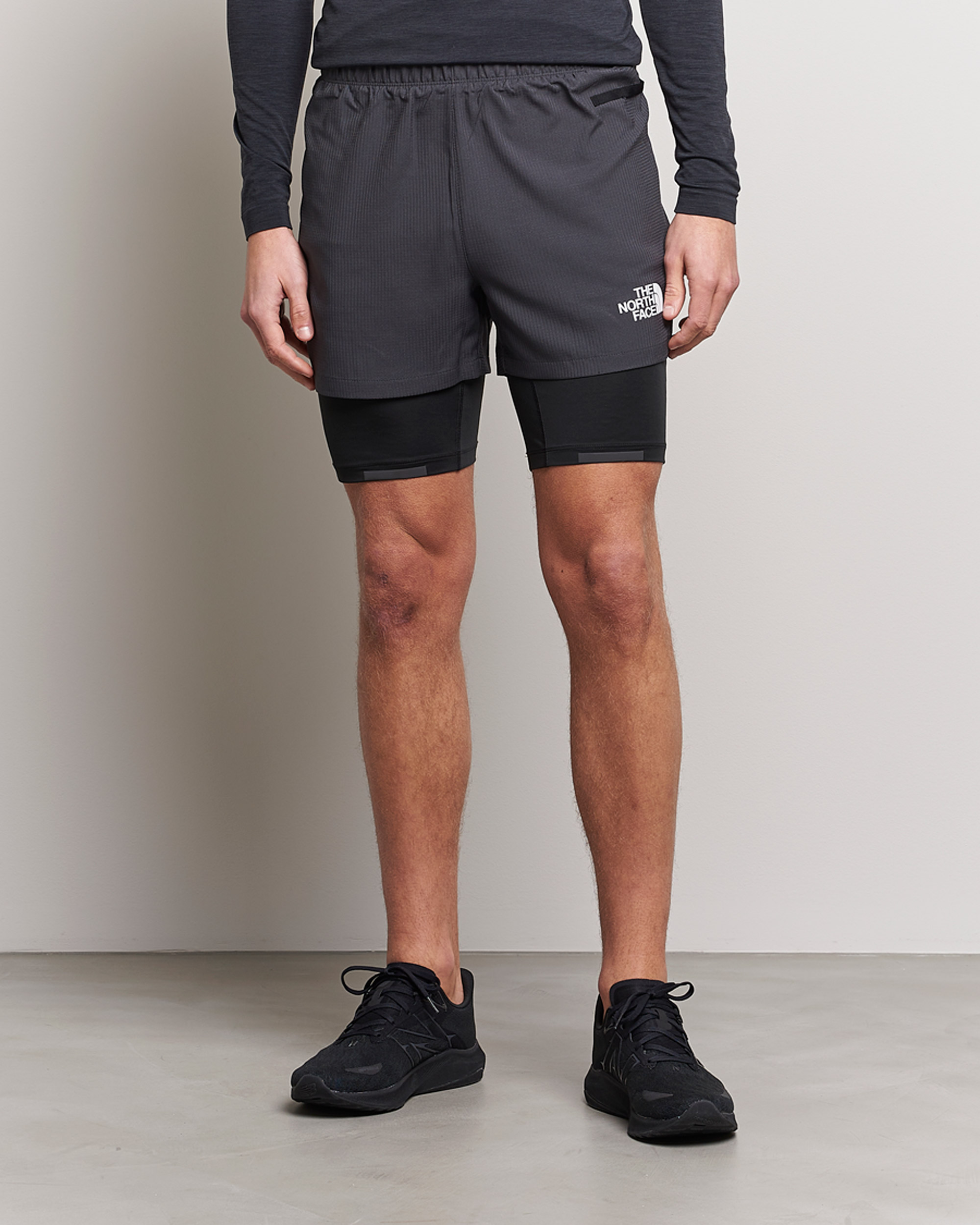Herr | Shorts | The North Face | Mountain Athletics Dual Shorts Black/Asphalt
