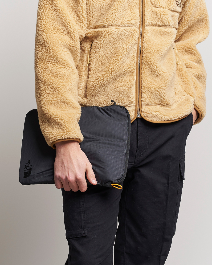 Herr | The North Face Flyweight Laptop Sleeve Black | The North Face | Flyweight Laptop Sleeve Black