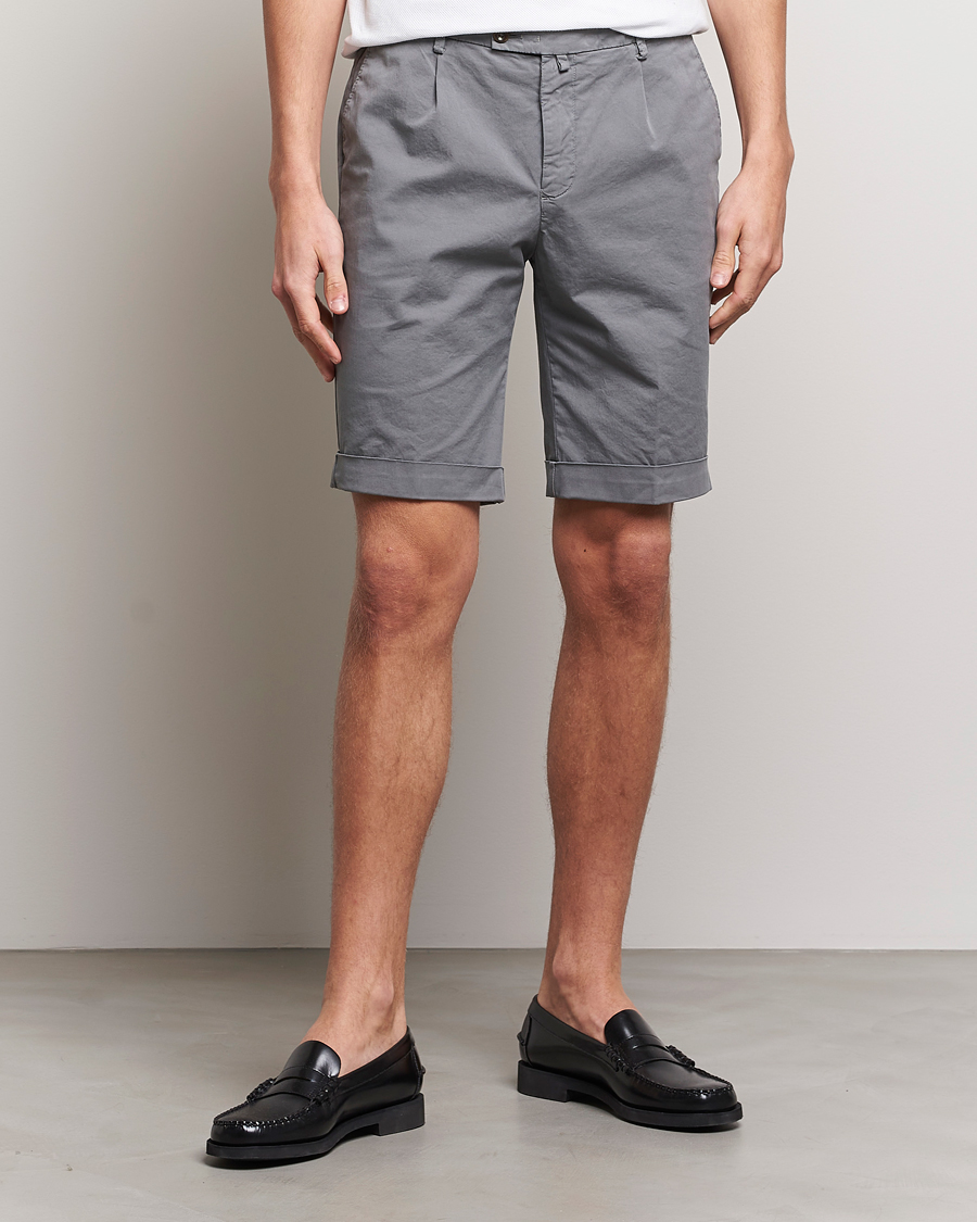 Herr | Chinosshorts | Briglia 1949 | Pleated Cotton Shorts Grey