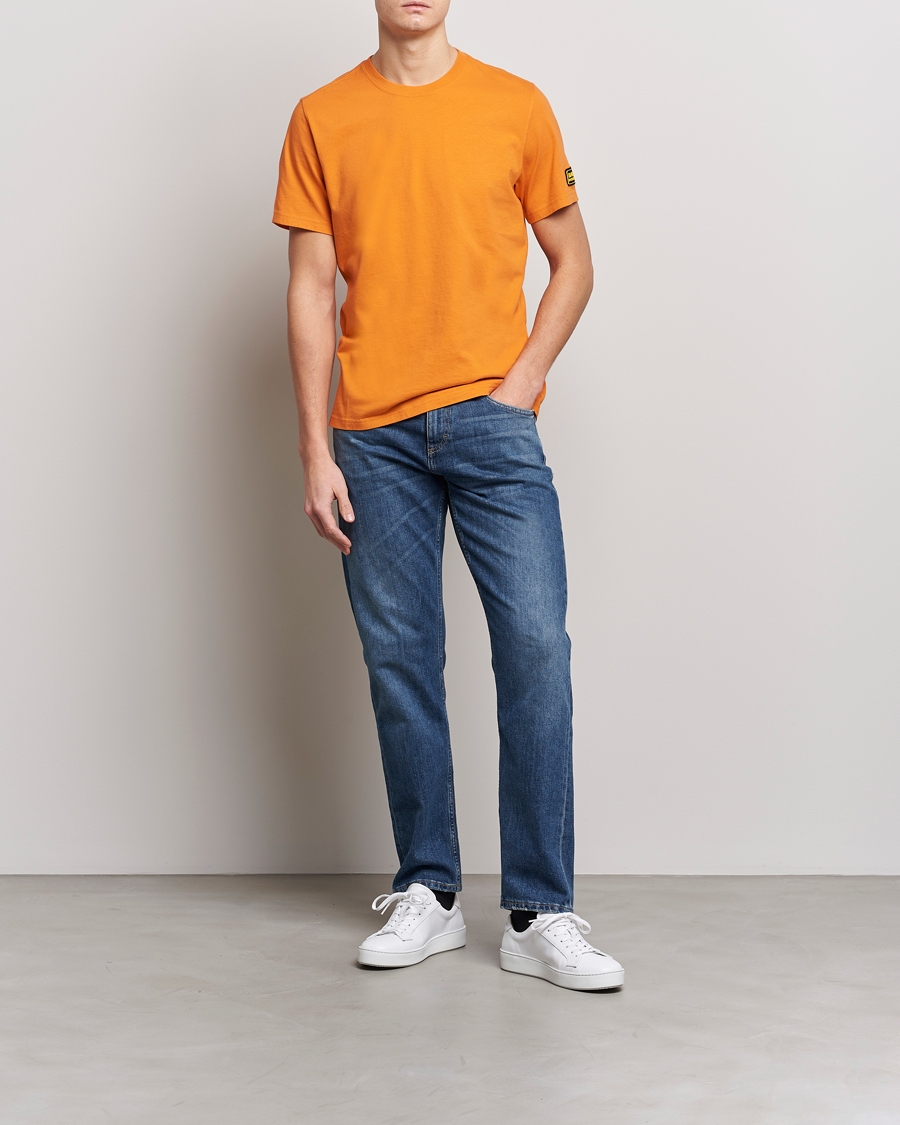 Herr | T-Shirts | Barbour International | Devise Crew Neck T-Shirt Amber Orange