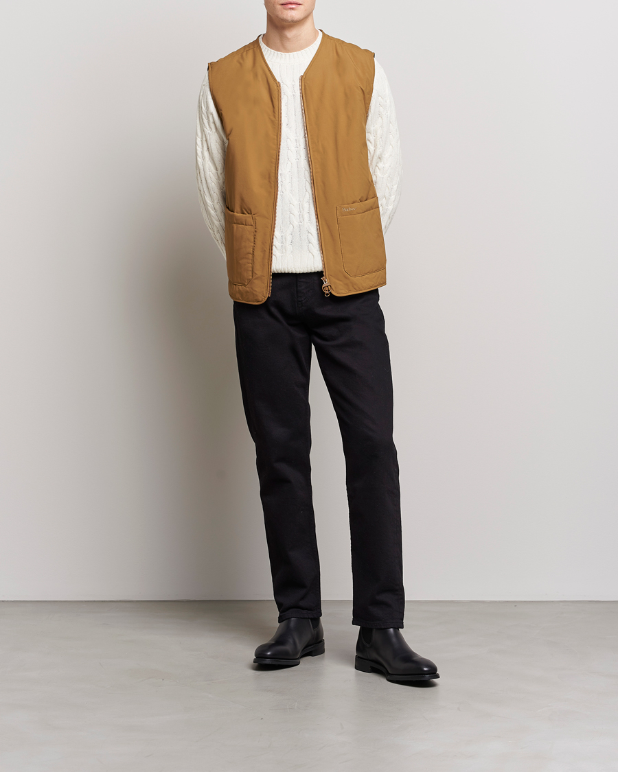 Herr | Västar | Barbour Lifestyle | Harpen Gilet Russet