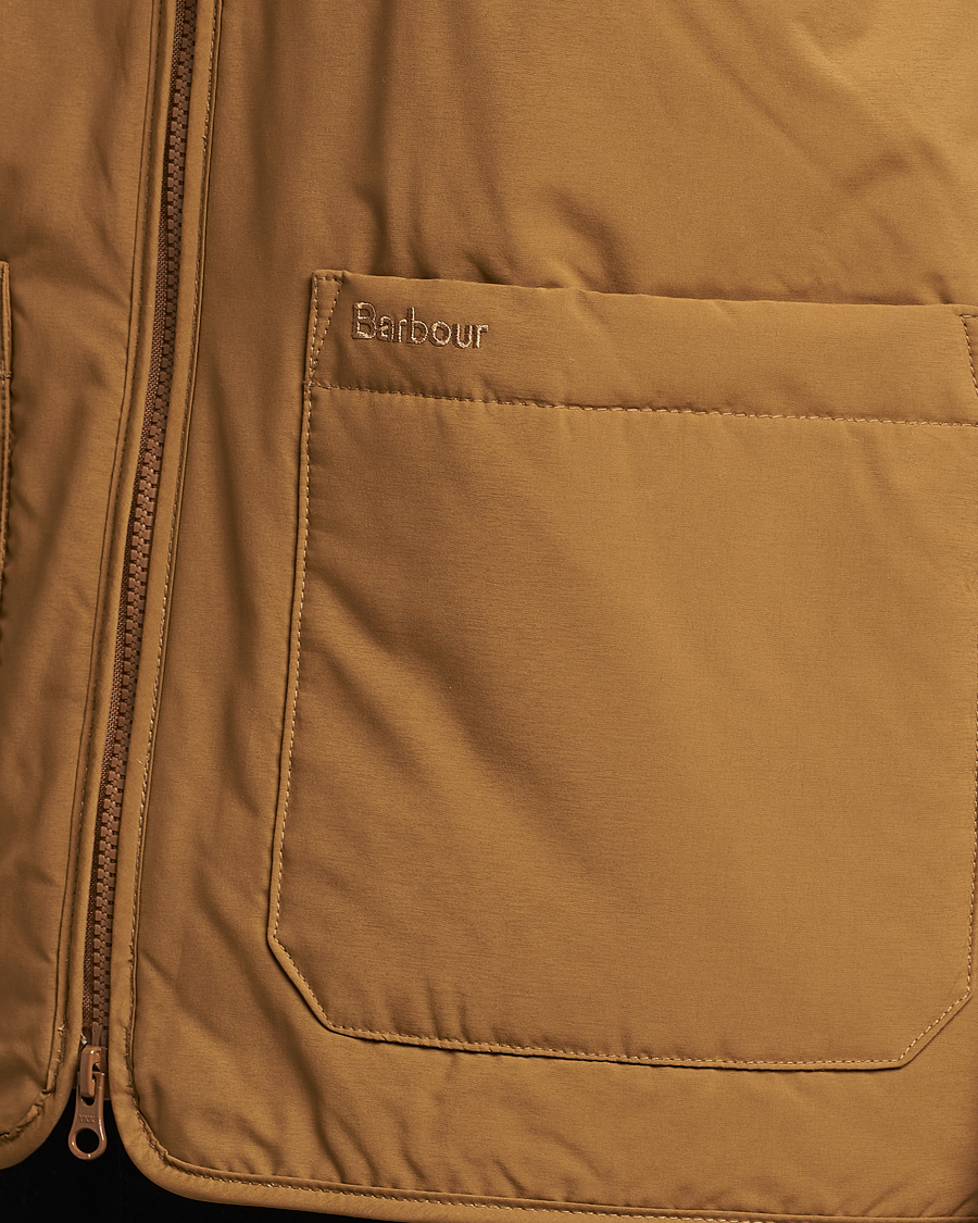 Herr | Västar | Barbour Lifestyle | Harpen Gilet Russet