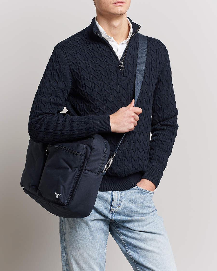 Herr | Axelremsväskor | Barbour Lifestyle | Cascade Multiway Laptop Bag Navy