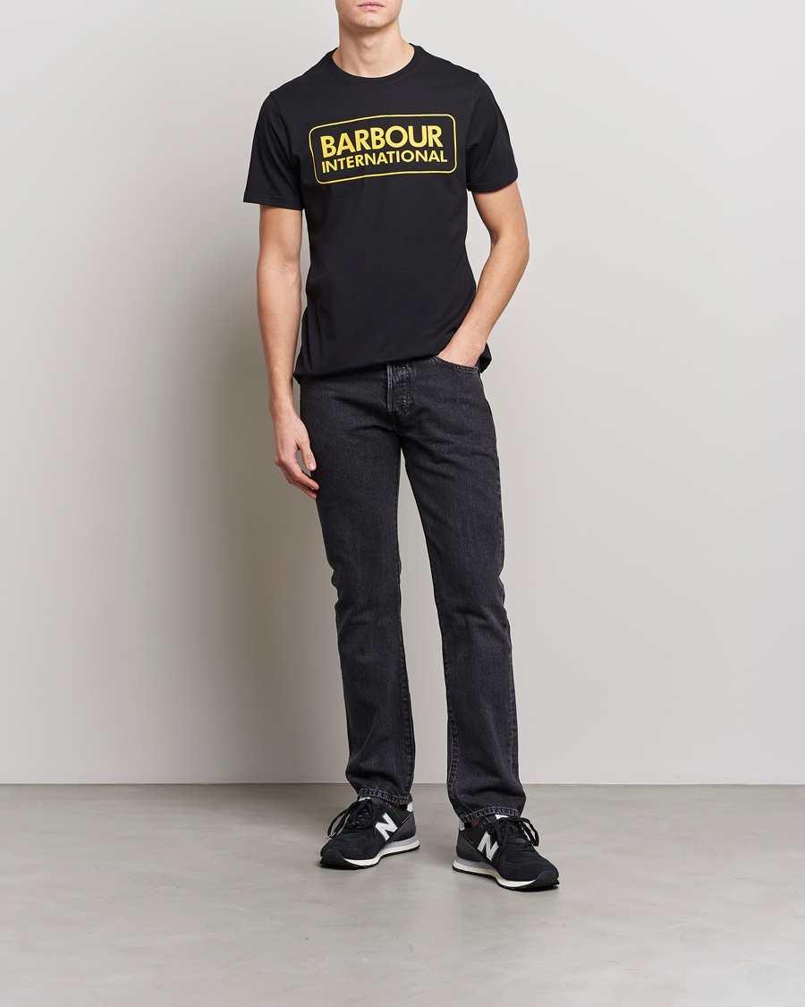 Herr | T-Shirts | Barbour International | Large Logo Crew Neck Tee Black