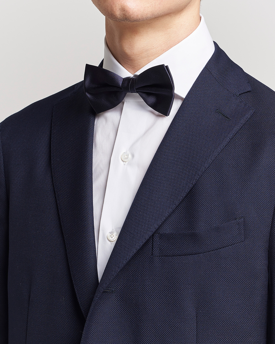 Herr | Amanda Christensen Pre Tie Silk Ceremony Navy | Amanda Christensen | Pre Tie Silk Ceremony Navy