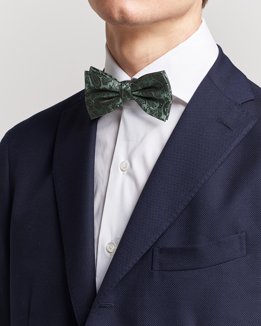 Herr | Amanda Christensen Tonal Paisley Pre Tie Silk Olive | Amanda Christensen | Tonal Paisley Pre Tie Silk Olive