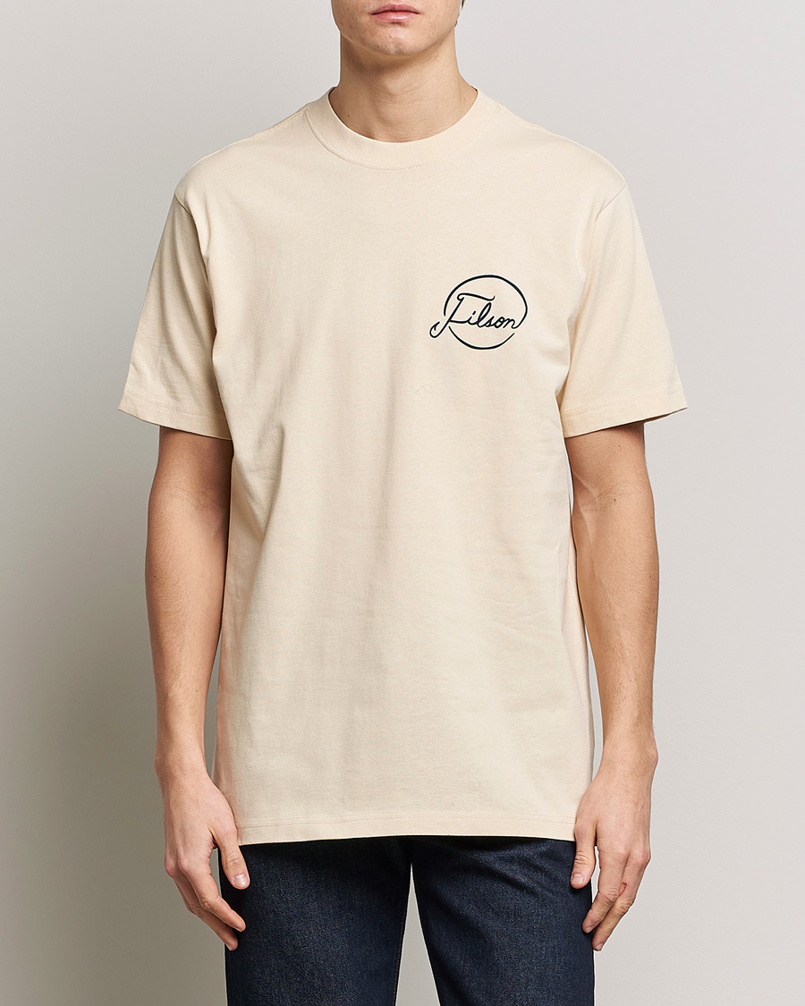Herr | T-Shirts | Filson | Pioneer Graphic T-Shirt Stone