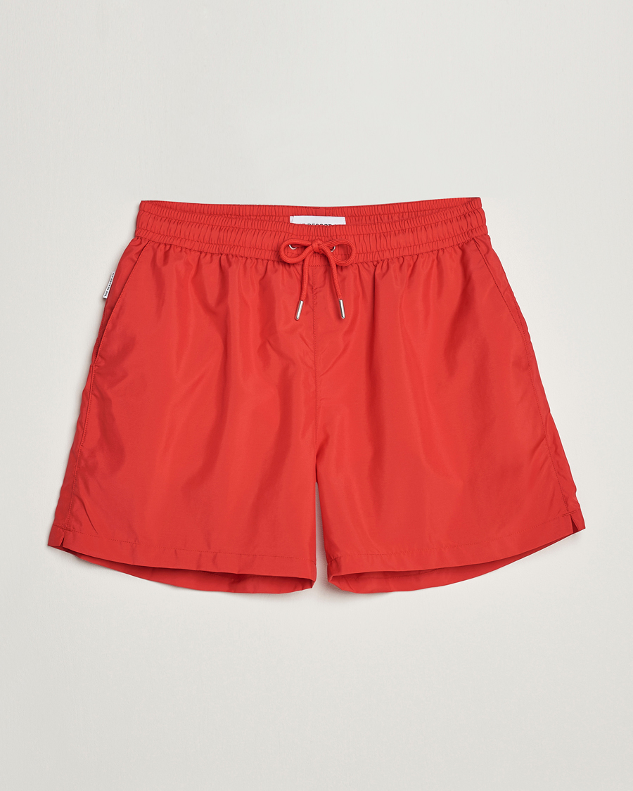 Herr | Badbyxor | The Resort Co | Classic Swimshorts Ruby Red