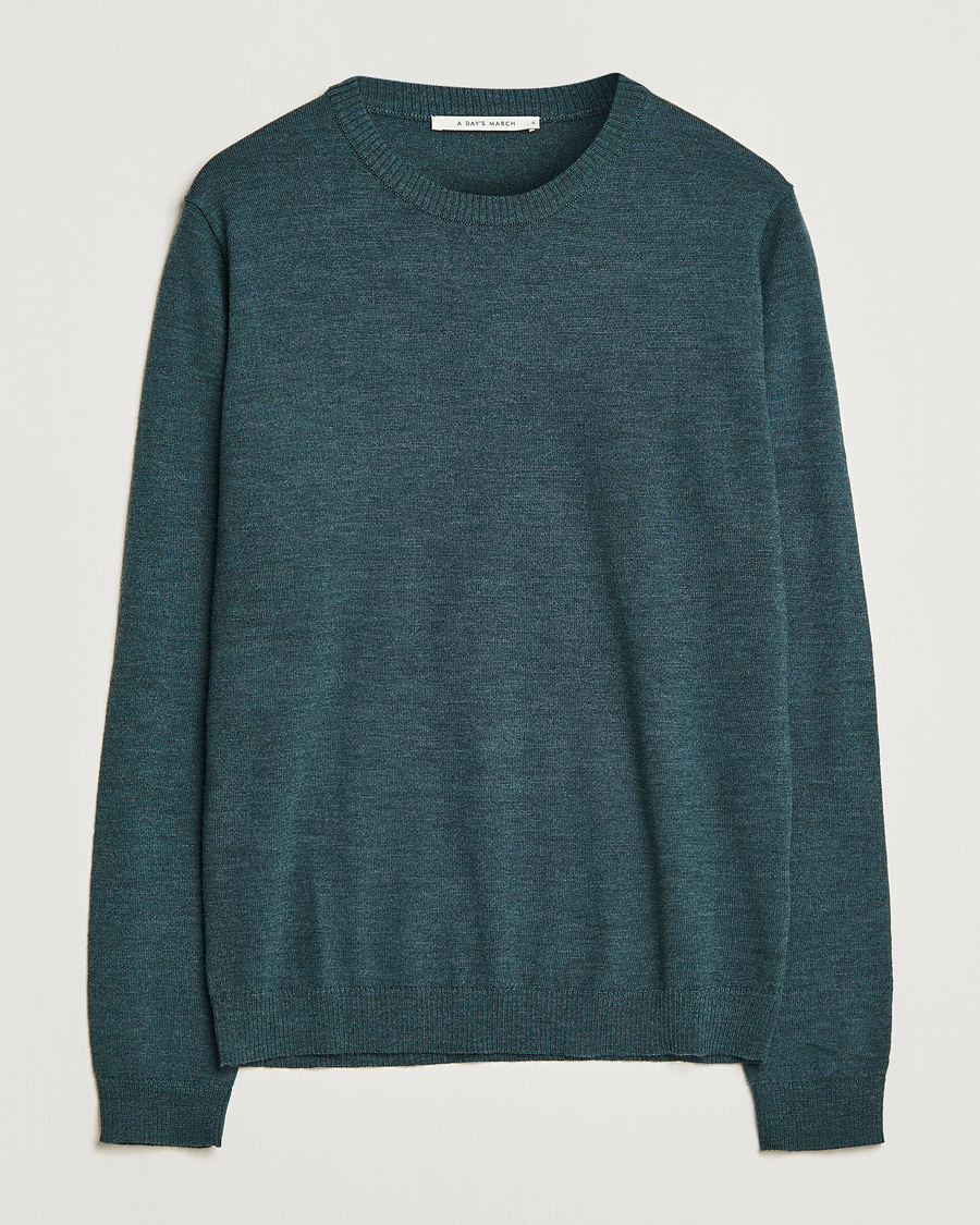 Herr | Tröjor | A Day's March | Alagon Merino Crew Pine mel