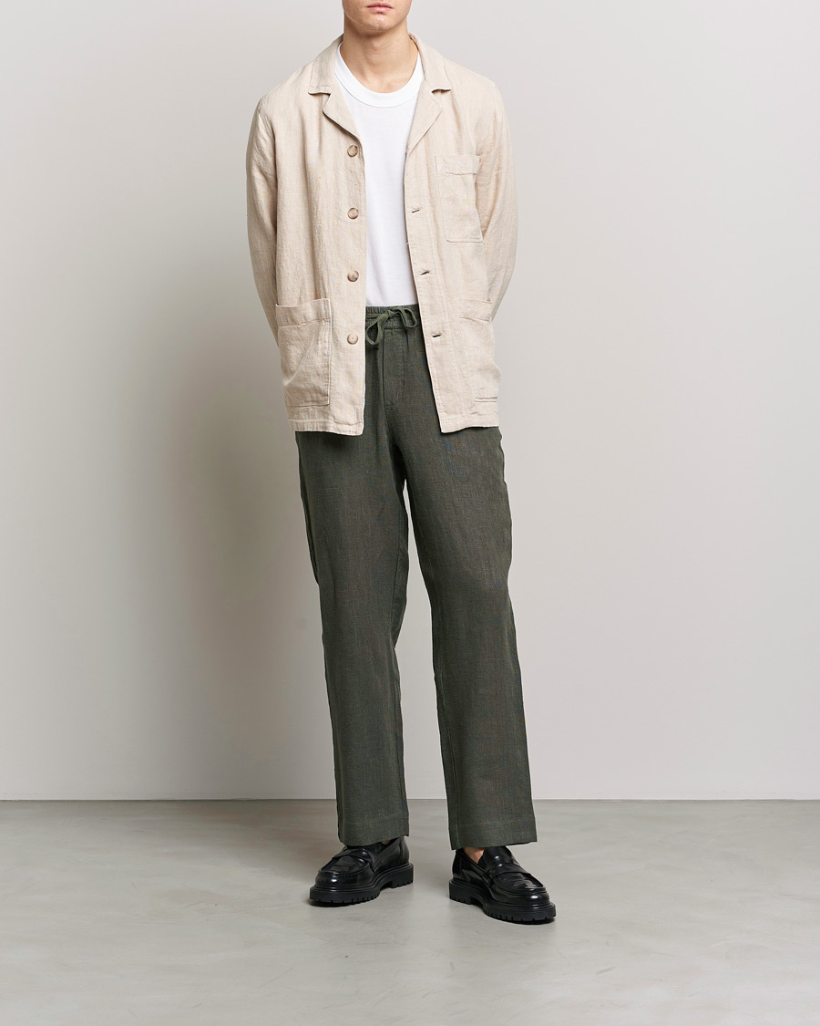 Herr | Byxor | A Day's March | Tamait Drawstring Linen Trousers Olive