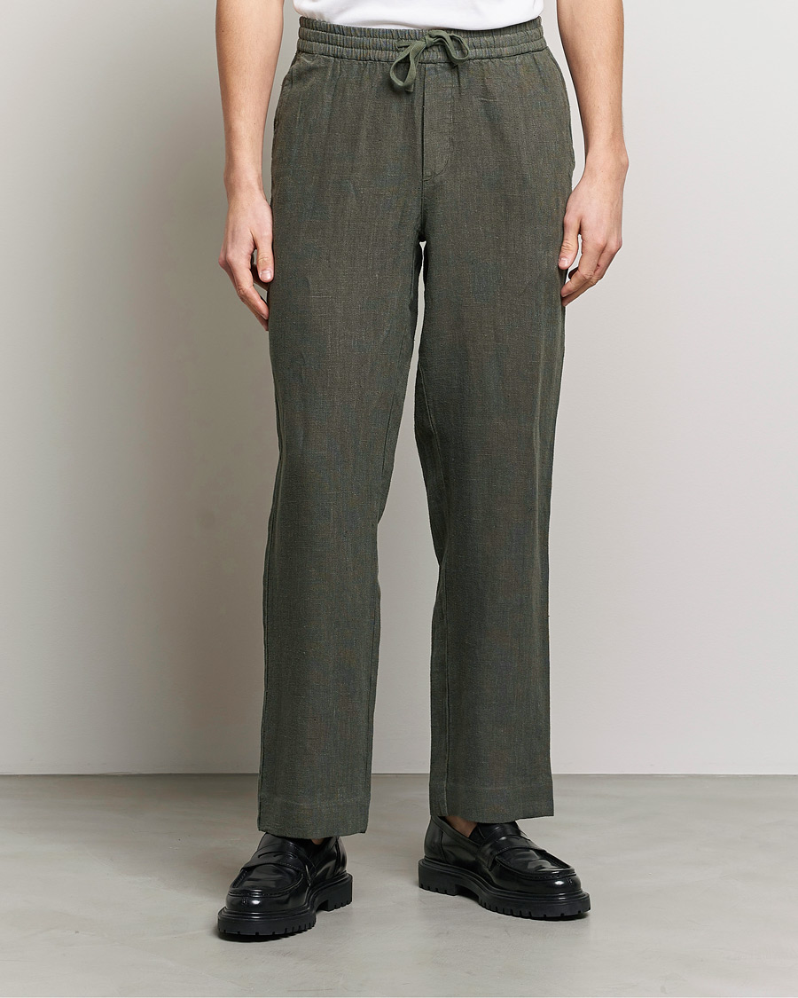 Herr | Byxor | A Day's March | Tamait Drawstring Linen Trousers Olive