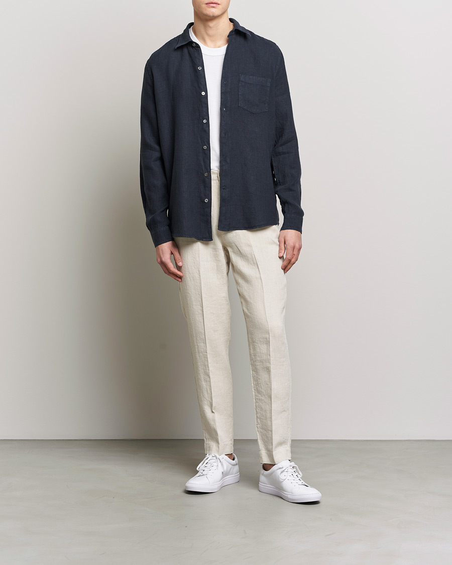 Herr | Byxor | A Day's March | Madu Linen Trouser Oyster
