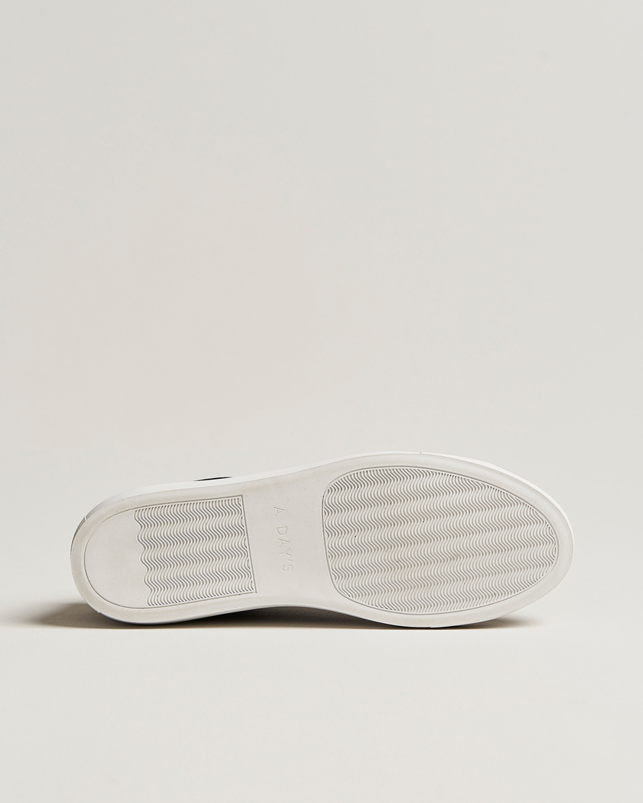 Herr | A Day's March Marching Suede Sneaker Navy | A Day's March | Marching Suede Sneaker Navy