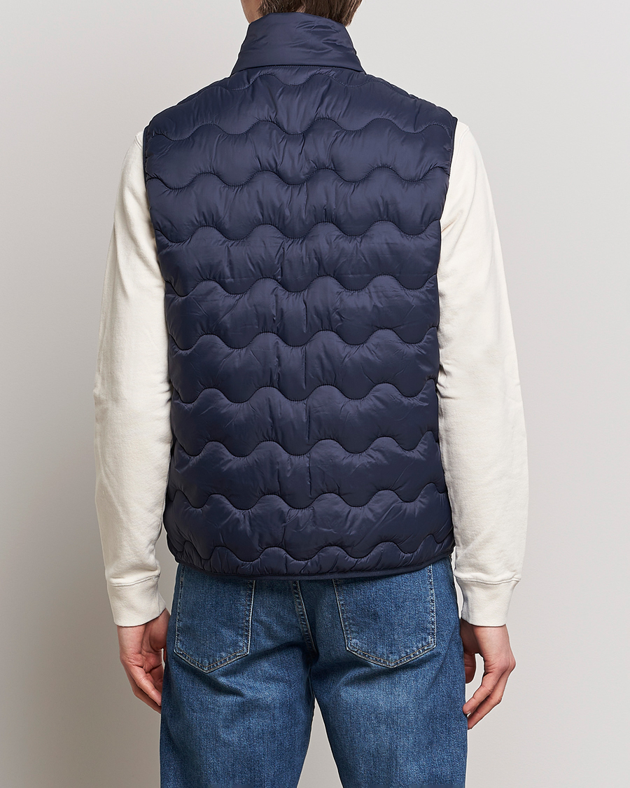 Herr | Västar | Lyle & Scott | Crest Quilted Gilet Vest Dark Navy