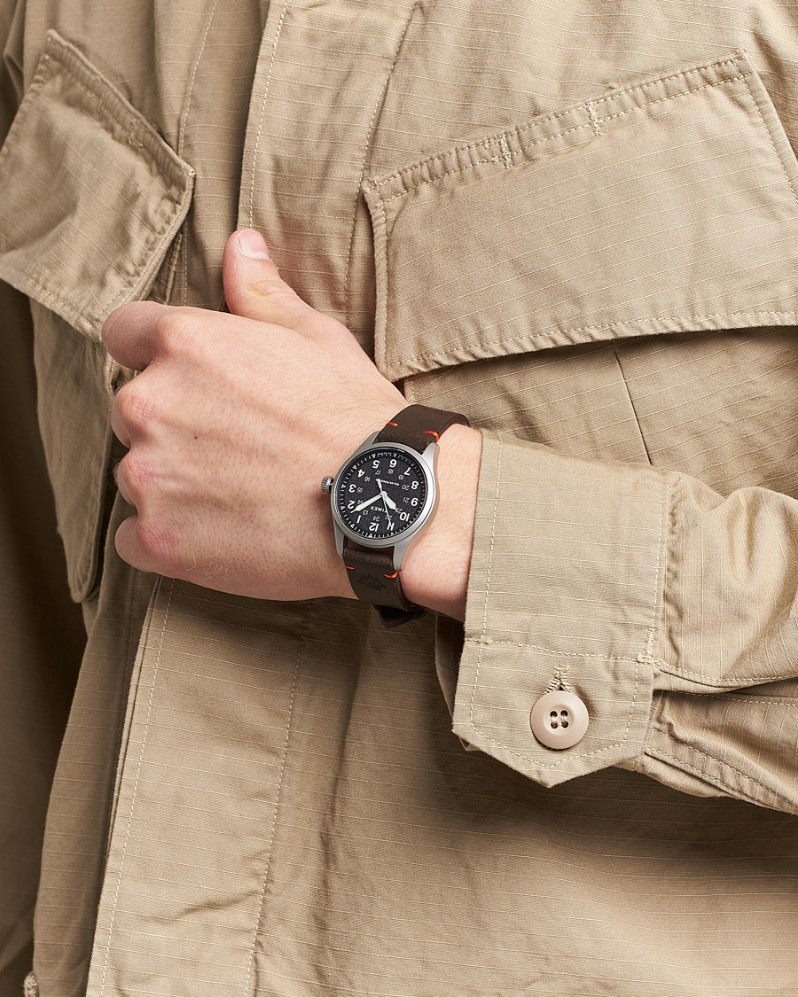 Herr | Läderarmband | Timex | Field Post Solar Watch 36mm Textured Black Dial