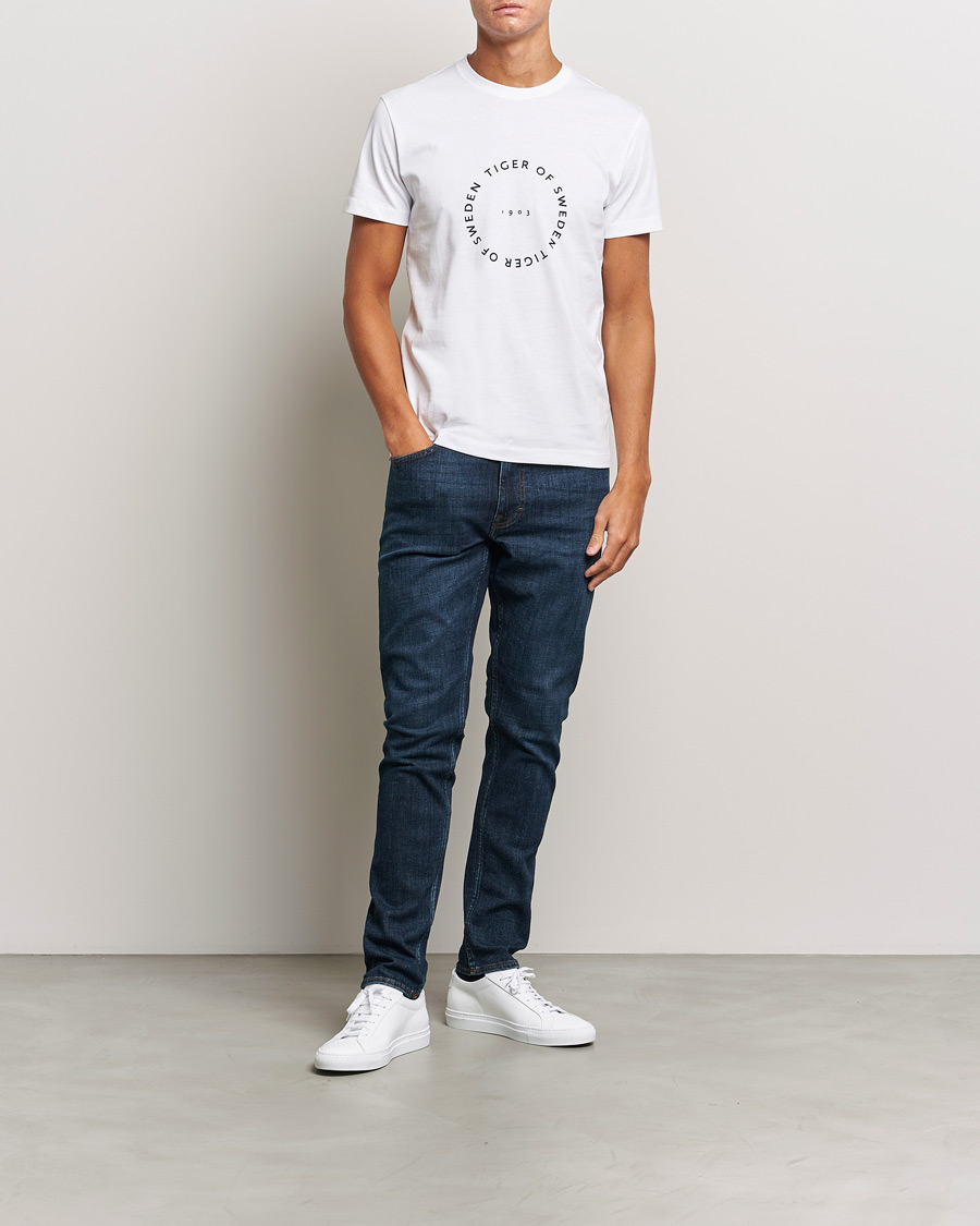 Herr | T-Shirts | Tiger of Sweden | Dillan Crew Neck Logo T-Shirt Pure White