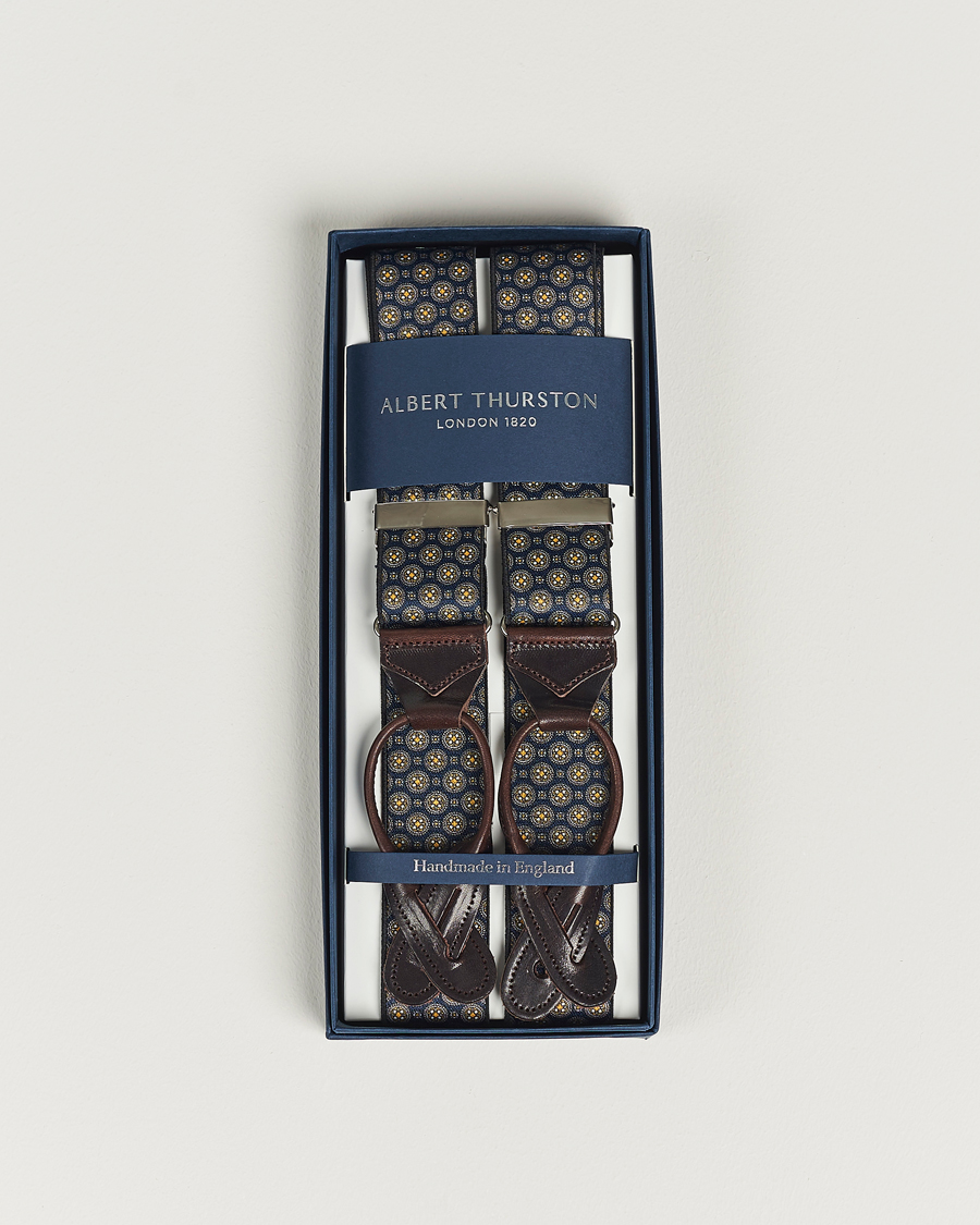 Herr | Albert Thurston Elastic Medallion Printed Braces 35mm Blue | Albert Thurston | Elastic Medallion Printed Braces 35mm Blue