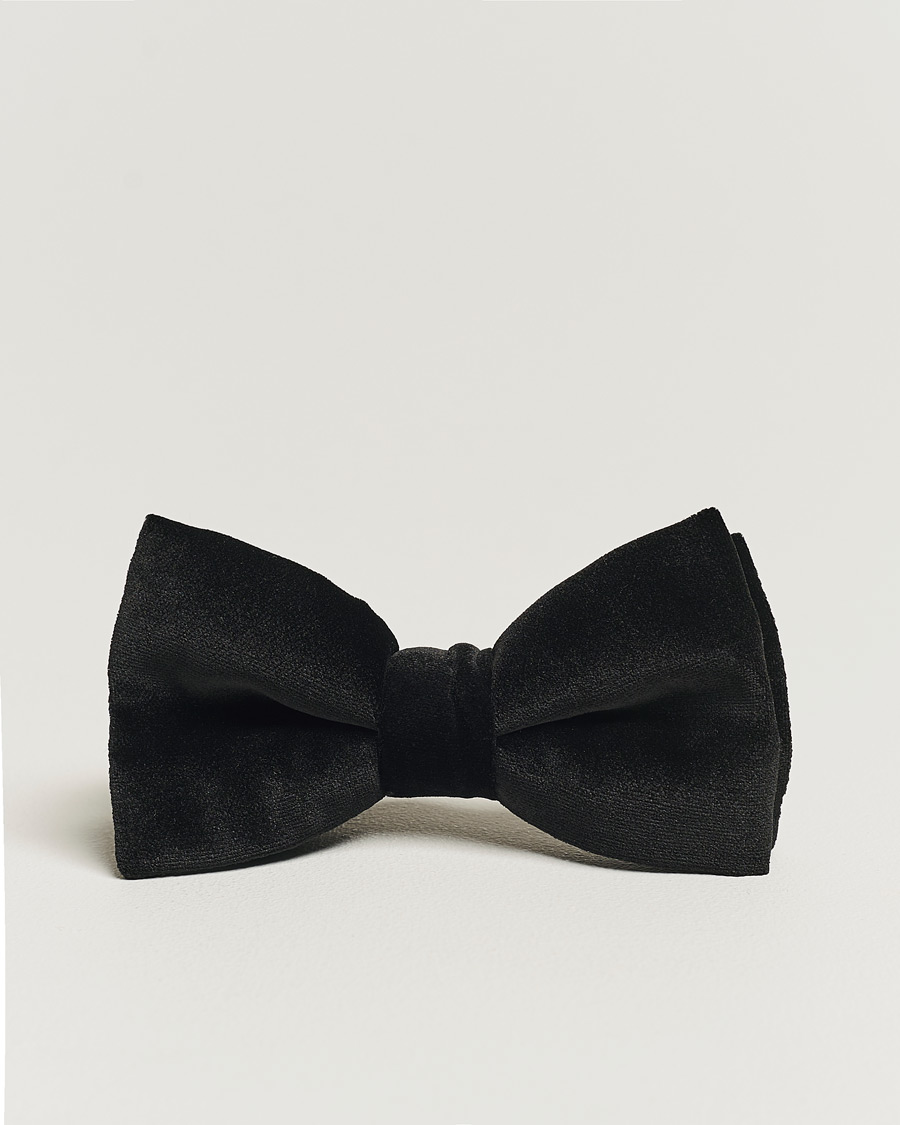 Herr | Eton Pre-Tied Velvet Bow Tie Black | Eton | Pre-Tied Velvet Bow Tie Black