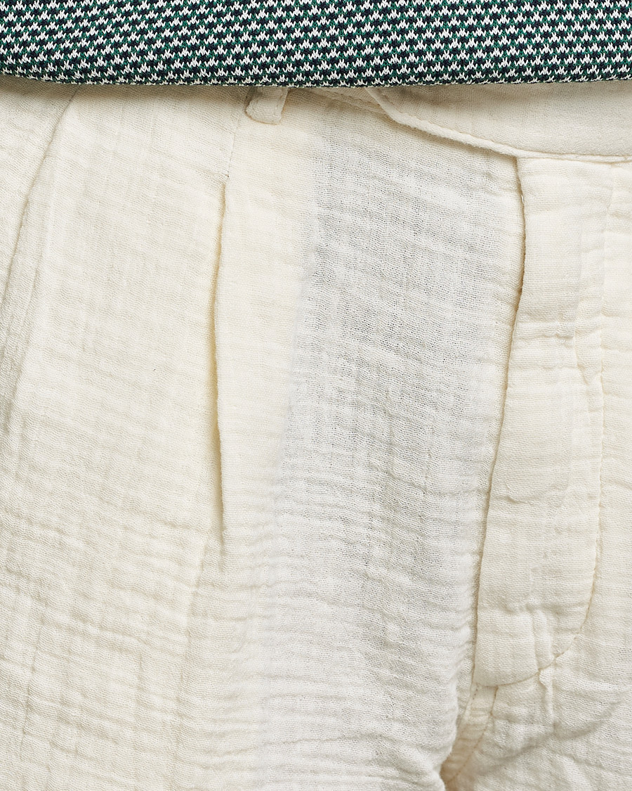 Herr | Shorts | Oscar Jacobson | Tanker Pleated Crepe Cotton Shorts White