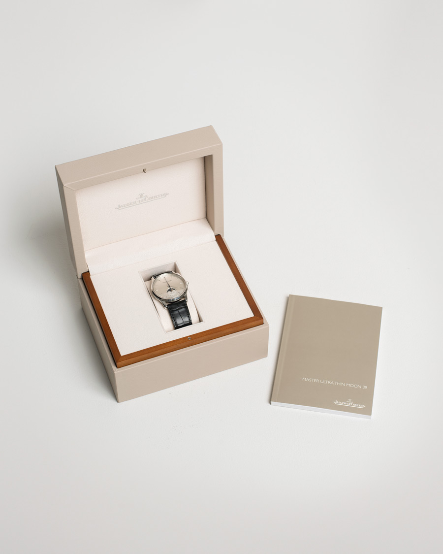 Herr | Pre-Owned & Vintage Watches | Jaeger-LeCoultre Pre-Owned | Master Ultra Thin Moon39 176.8.64S Steel Silver