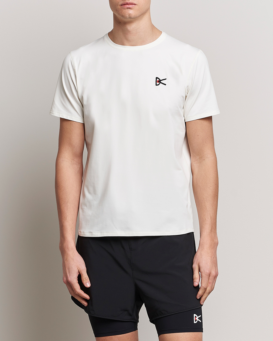Herr | Running | District Vision | Deva-Tech Short Sleeve T-Shirt White