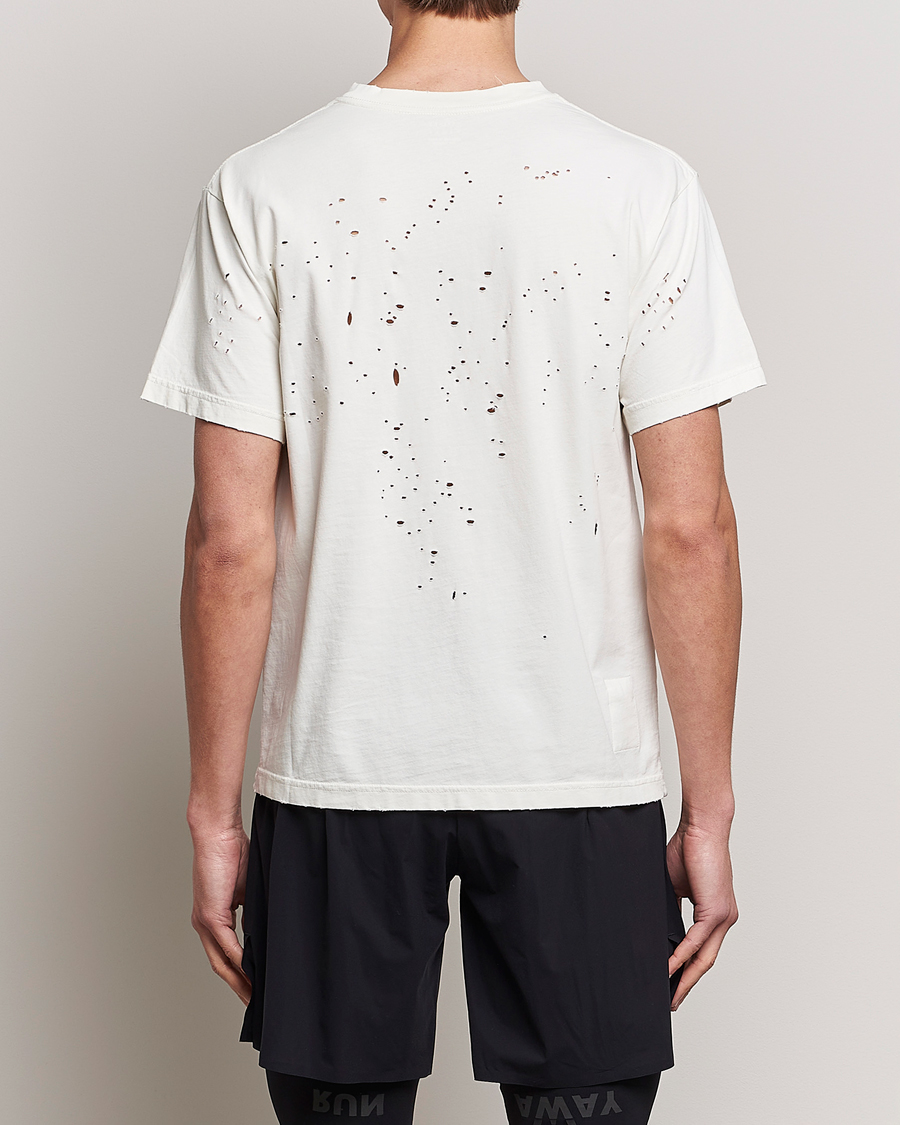 Herr | T-Shirts | Satisfy | MothTech T-Shirt Off White