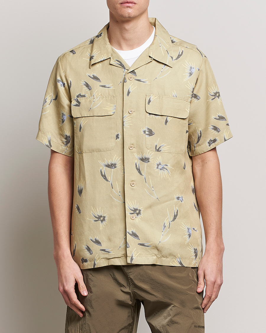 Herr | Kortärmade skjortor | NN07 | Daniel Short Sleeve Tencel/Linen Printed Shirt Pale Olive