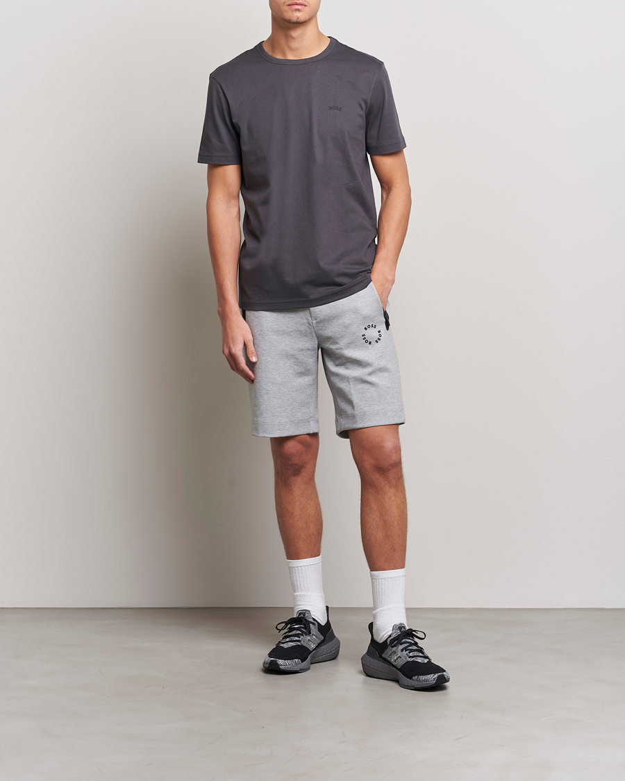 Herr | T-Shirts | BOSS GREEN | Curved Logo Crew Neck T-Shirt Dark Grey