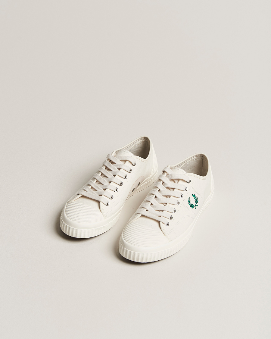 Herr | Fred Perry Huges Low Canvas Sneaker Light Ecru | Fred Perry | Huges Low Canvas Sneaker Light Ecru