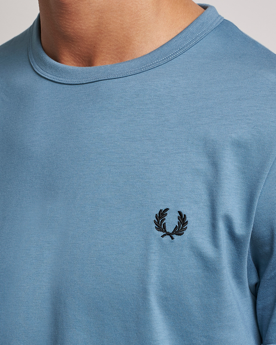 Herr | T-Shirts | Fred Perry | Ringer Cotton T-Shirt Ash Blue