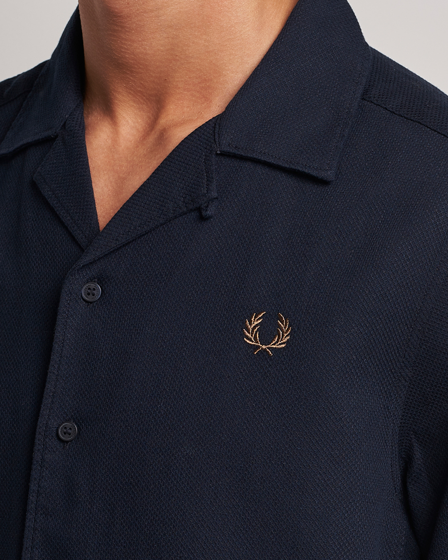 Herr | Skjortor | Fred Perry | Woven Pique Short Sleeve Linen Shirt Navy