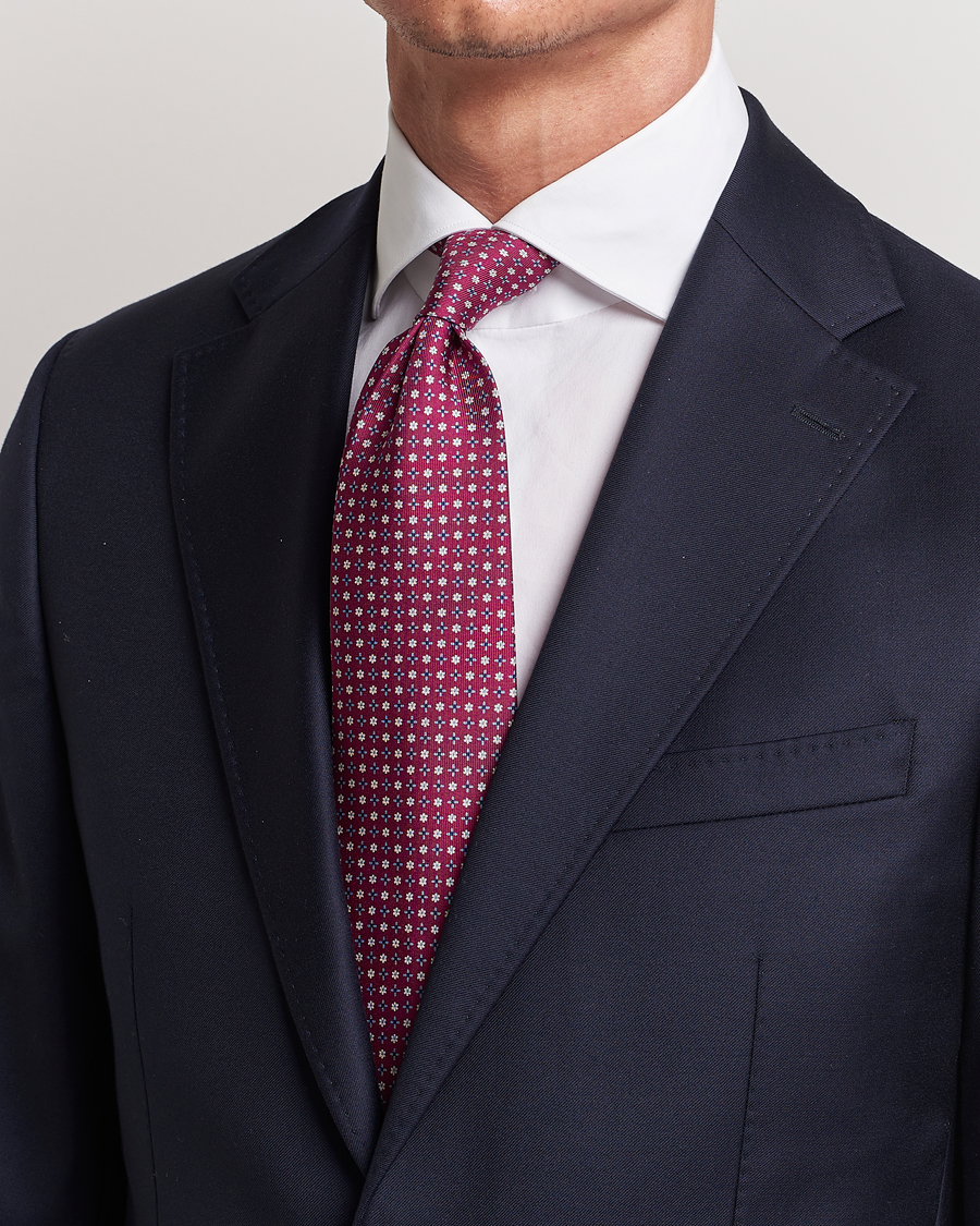 Herr | E. Marinella 3-Fold Printed Silk Tie Dark Pink | E. Marinella | 3-Fold Printed Silk Tie Dark Pink