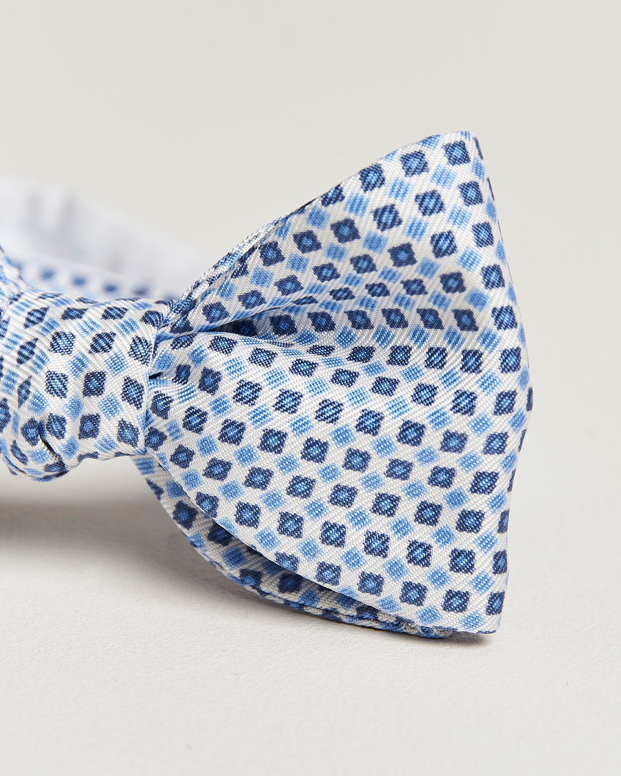 Herr | E. Marinella Silk Bow Tie White/Blue | E. Marinella | Silk Bow Tie White/Blue