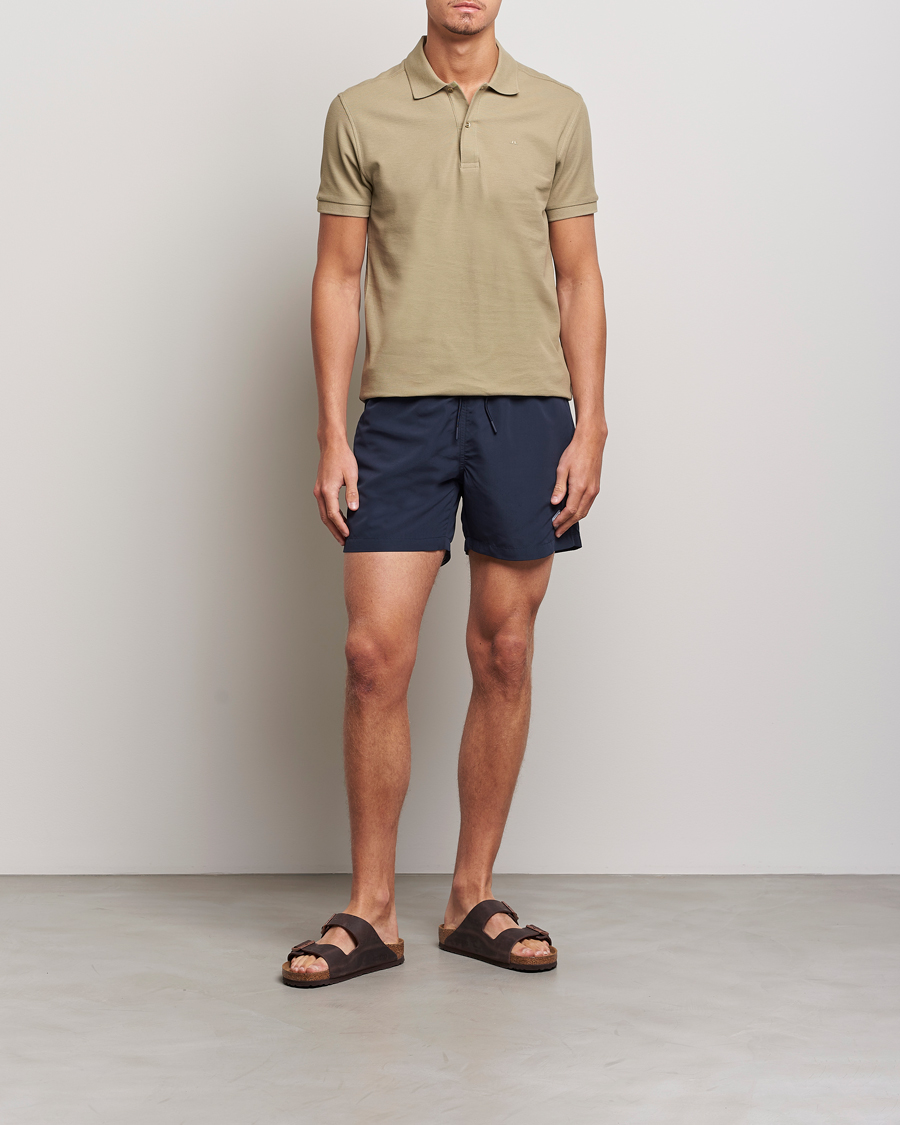 Herr | Badbyxor | J.Lindeberg | Banks Solid Swimshorts Navy