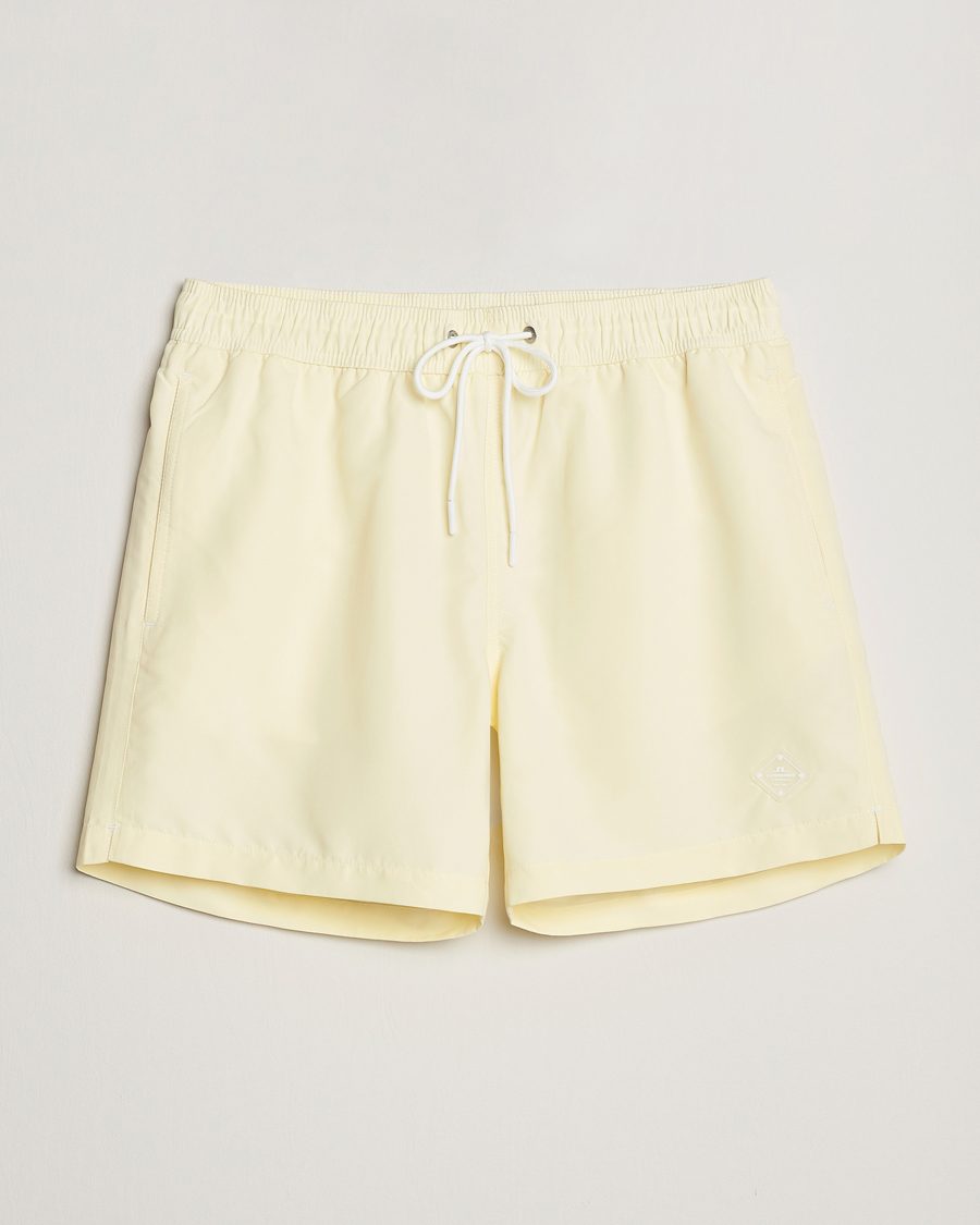 Herr | Badbyxor | J.Lindeberg | Banks Solid Swimshorts Pear Sorbet